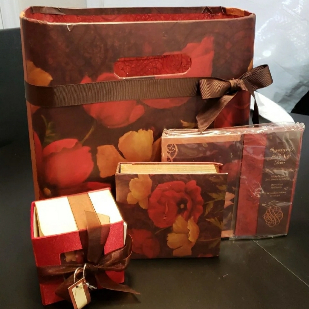 Desk set